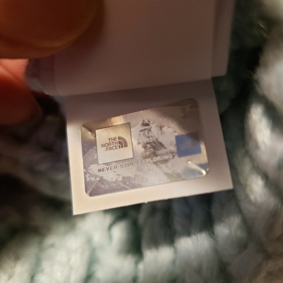 2/$20 NWT - The North Face kids' beanie - Picture 7 of 7